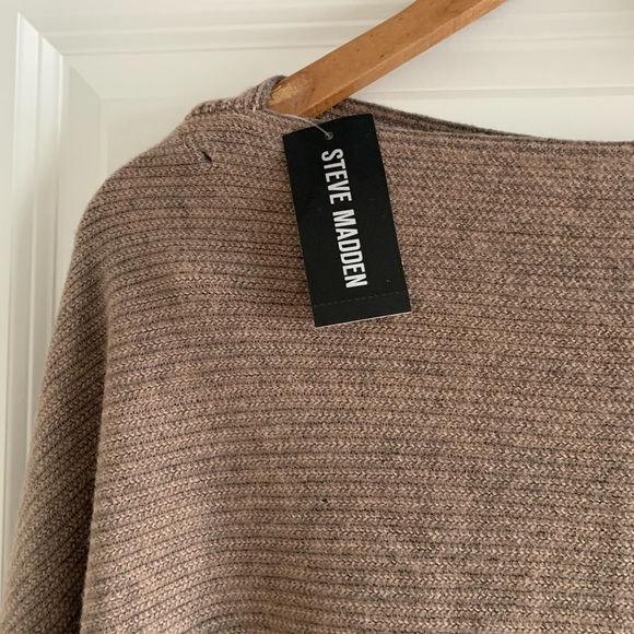 Steve Madden Blush Poncho - Picture 4 of 5